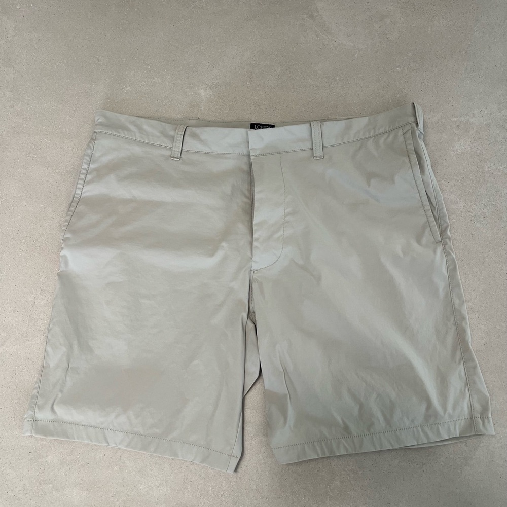 J. Crew Men's Light Gray Flat Front Shorts